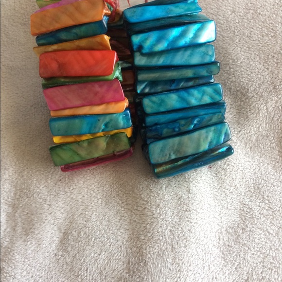 🎉HP 9/28🍭2 abalone shell bracelets - Picture 2 of 8